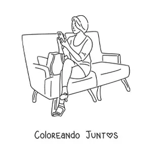 Imagen para colorear de una mujer sentada en el sofá usando el teléfono